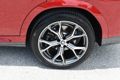 2022 BMW X6 xDrive40i Sports Activity W/M Sport and Executive Packages