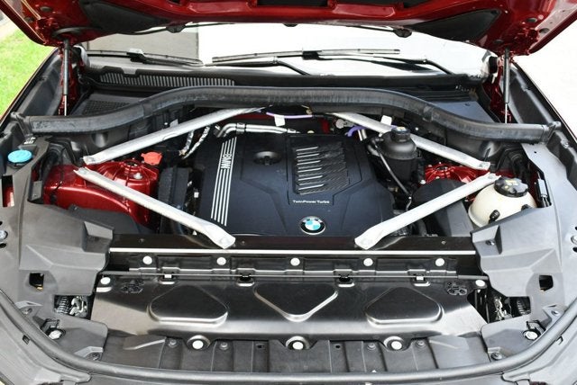 2022 BMW X6 xDrive40i Sports Activity W/M Sport and Executive Packages