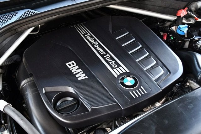 2014 BMW X5 xDrive35d SUV W/Xline, Premium & Driver Assistance Packages