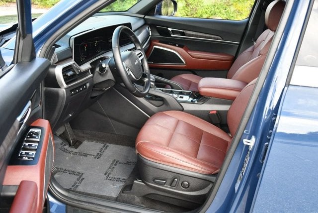 2023 Kia Telluride EX FWD SUV W/Navigation & Ventilated Front Seats