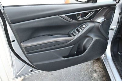 2019 Subaru Crosstrek 2.0i Limited CVT AWD SUV W/Eyesight Pre-Collision System