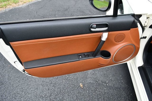 2007 Mazda Mazda MX-5 Miata 2 Door Convertible Automatic Grand Touring W/Premium Package