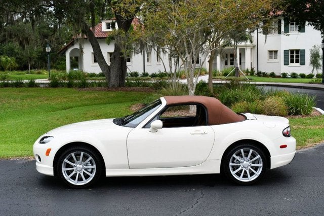 2007 Mazda Mazda MX-5 Miata 2 Door Convertible Automatic Grand Touring W/Premium Package
