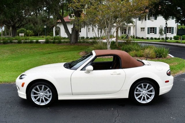 2007 Mazda Mazda MX-5 Miata 2 Door Convertible Automatic Grand Touring W/Premium Package