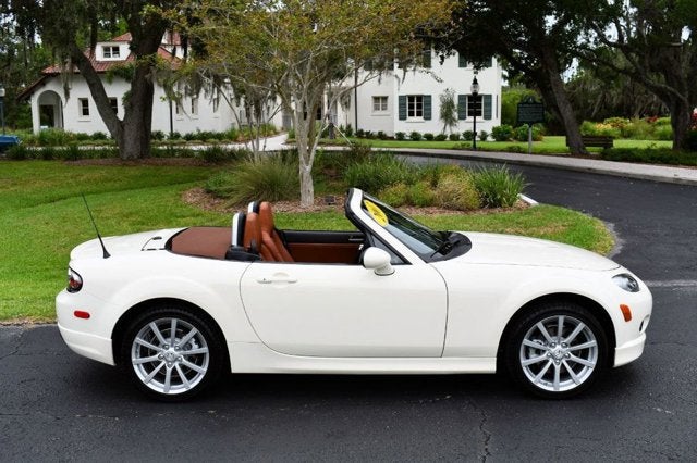 2007 Mazda Mazda MX-5 Miata 2 Door Convertible Automatic Grand Touring W/Premium Package