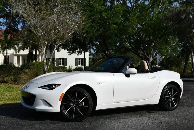 2024 Mazda Mazda MX-5 Miata Grand Touring Automatic Convertible W/Navigation