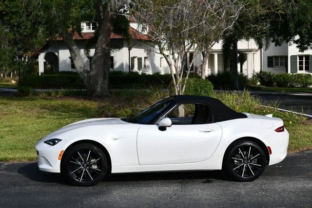 2024 Mazda Mazda MX-5 Miata Grand Touring Automatic Convertible W/Navigation