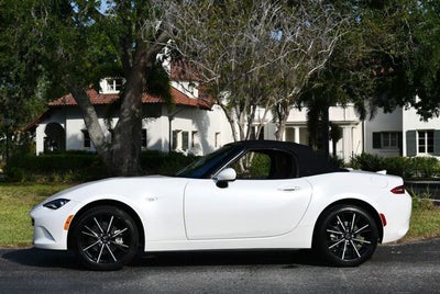 2024 Mazda Mazda MX-5 Miata Grand Touring Automatic Convertible W/Navigation