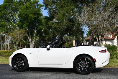 2024 Mazda Mazda MX-5 Miata Grand Touring Automatic Convertible W/Navigation