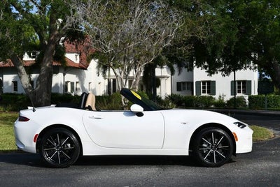 2024 Mazda Mazda MX-5 Miata Grand Touring Automatic Convertible W/Navigation