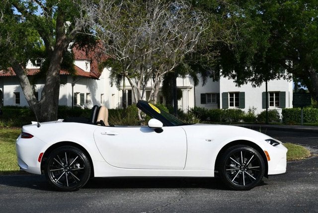 2024 Mazda Mazda MX-5 Miata Grand Touring Automatic Convertible W/Navigation