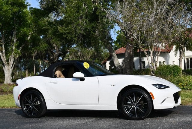 2024 Mazda Mazda MX-5 Miata Grand Touring Automatic Convertible W/Navigation