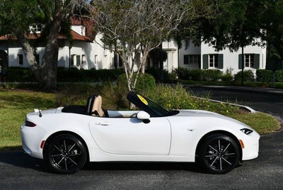 2024 Mazda Mazda MX-5 Miata Grand Touring Automatic Convertible W/Navigation