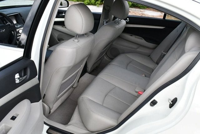 2008 INFINITI G35 Sedan 4 Door Journey RWD W/Premium and Navigation Packages