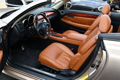2005 Lexus SC 430 2 Door Convertible W/Navigation