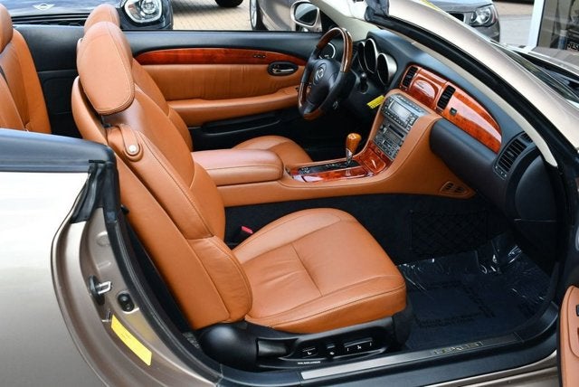 2005 Lexus SC 430 2 Door Convertible W/Navigation