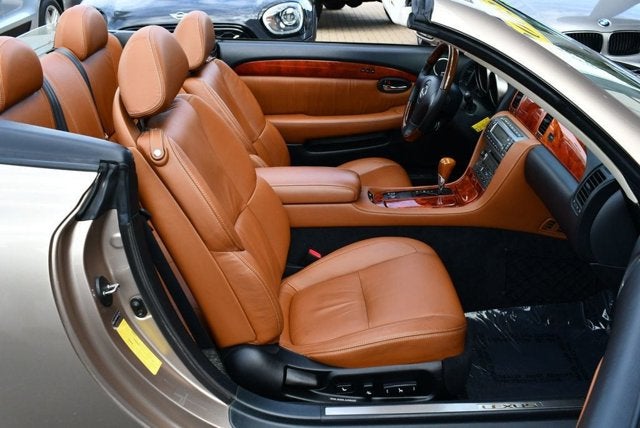 2005 Lexus SC 430 2 Door Convertible W/Navigation
