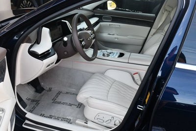 2023 Genesis G90 e-SC