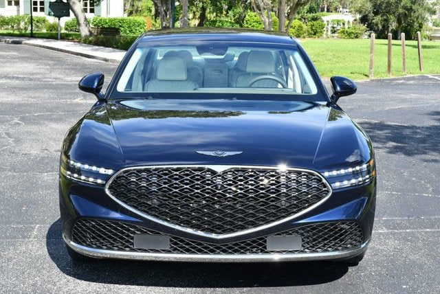 2023 Genesis G90 e-SC