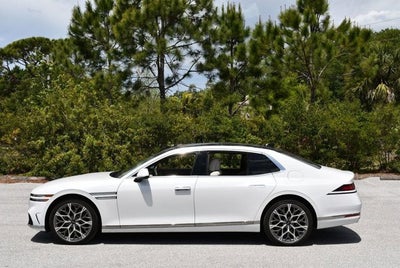 2026 Genesis G90 3.5T e-SC AWD W/Navigation and Bang & Olufsen Audio