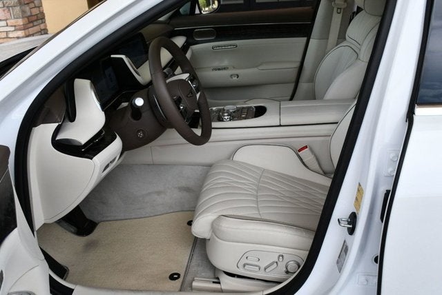 2026 Genesis G90 3.5T e-SC AWD W/Navigation and Bang & Olufsen Audio