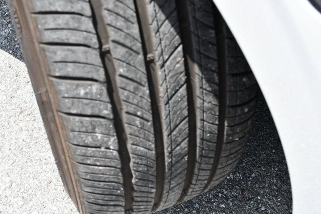 2026 Genesis G90 3.5T e-SC AWD W/Navigation and Bang & Olufsen Audio