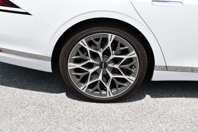 2026 Genesis G90 3.5T e-SC AWD W/Navigation and Bang & Olufsen Audio