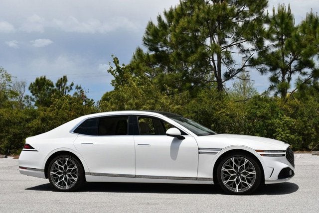 2026 Genesis G90 3.5T e-SC AWD W/Navigation and Bang & Olufsen Audio