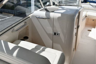 2021 Grady White Freedom 285 Base