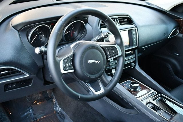 2018 Jaguar F-PACE 25t Prestige AWD SUV W/Vision & Comfort/Convenience Packages