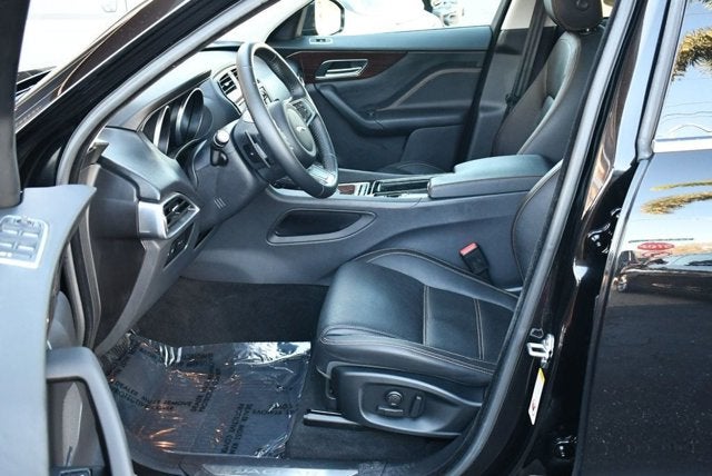 2018 Jaguar F-PACE 25t Prestige AWD SUV W/Vision & Comfort/Convenience Packages