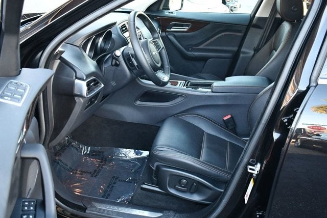 2018 Jaguar F-PACE 25t Prestige AWD SUV W/Vision & Comfort/Convenience Packages