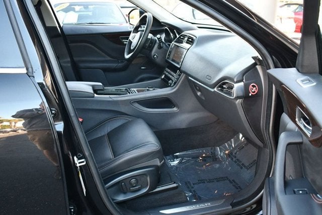 2018 Jaguar F-PACE 25t Prestige AWD SUV W/Vision & Comfort/Convenience Packages