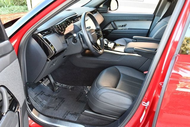 2024 Land Rover Range Rover Sport P400 Dynamic SE AWD SUV W/Navigation and Park Assist