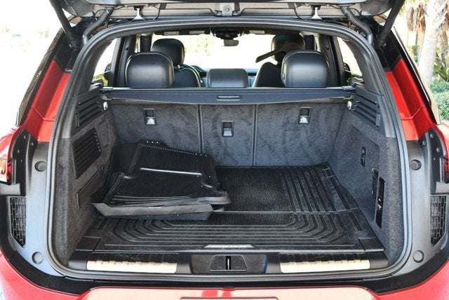 2024 Land Rover Range Rover Sport P400 Dynamic SE AWD SUV W/Navigation and Park Assist