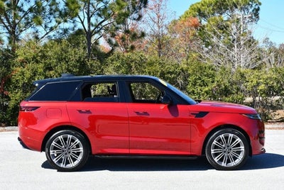 2024 Land Rover Range Rover Sport P400 Dynamic SE AWD SUV W/Navigation and Park Assist