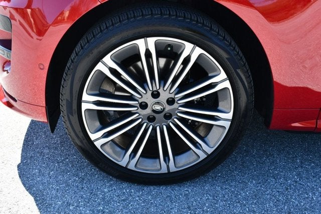 2024 Land Rover Range Rover Sport P400 Dynamic SE AWD SUV W/Navigation and Park Assist