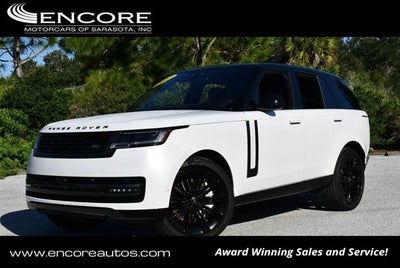 2023 Land Rover Range Rover P530 SE SWB SUV W/Shadow Exterior Pack