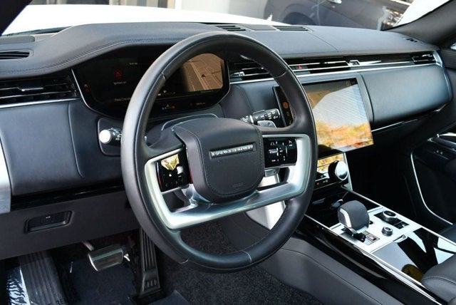 2023 Land Rover Range Rover P530 SE SWB SUV W/Shadow Exterior Pack