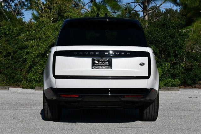 2023 Land Rover Range Rover P530 SE SWB SUV W/Shadow Exterior Pack