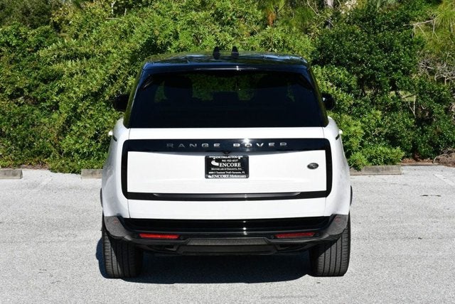 2023 Land Rover Range Rover P530 SE SWB SUV W/Shadow Exterior Pack