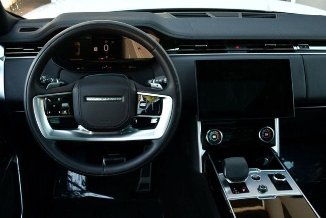 2023 Land Rover Range Rover P530 SE SWB SUV W/Shadow Exterior Pack