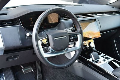 2023 Land Rover Range Rover P530 SE SWB SUV W/Shadow Exterior Pack