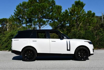 2023 Land Rover Range Rover P530 SE SWB SUV W/Shadow Exterior Pack