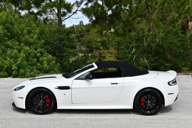 2017 Aston Martin Vantage S V12 Roadster W/Navigation & Carbon Fiber Pack