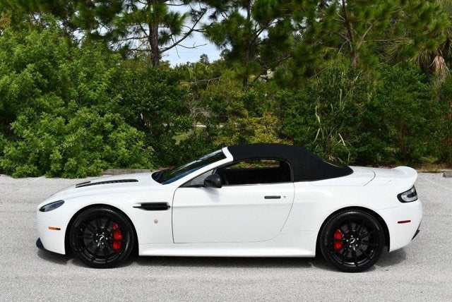 2017 Aston Martin Vantage S V12 Roadster W/Navigation & Carbon Fiber Pack