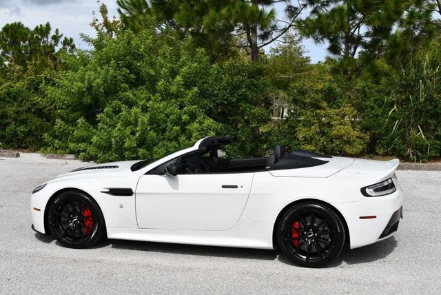 2017 Aston Martin Vantage S V12 Roadster W/Navigation & Carbon Fiber Pack