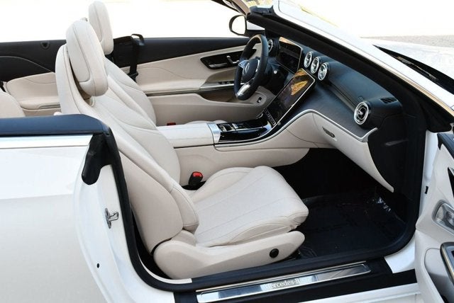 2025 Mercedes-Benz CLE 300 CLE 300 4MATIC® Cabriolet W/Navigation