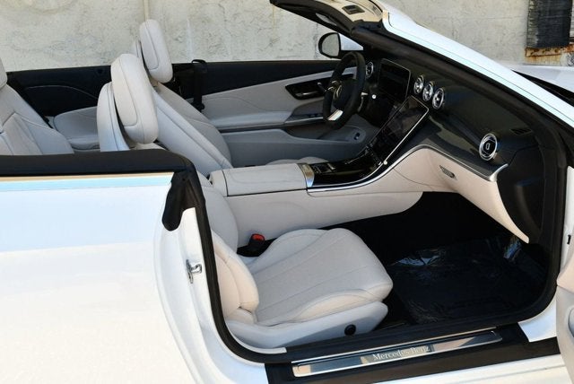 2025 Mercedes-Benz CLE 450 CLE 450 4MATIC® Cabriolet W/Navigation