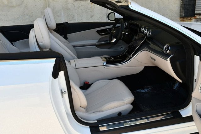 2025 Mercedes-Benz CLE 450 CLE 450 4MATIC® Cabriolet W/Navigation